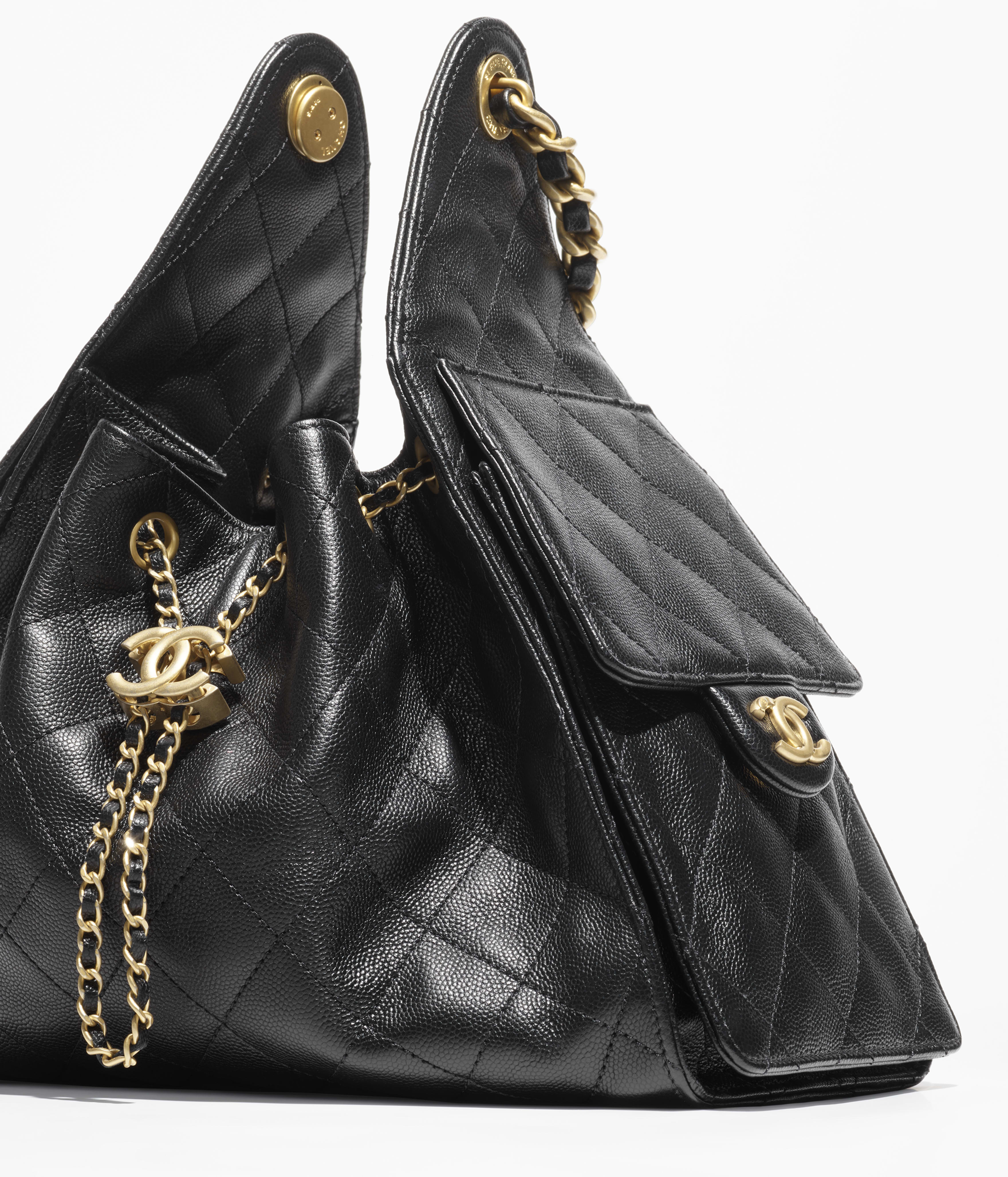 Borsa CHANEL 25 piccola - Nero - Pelle martellata & metallo effetto dorato - vista artistica 4